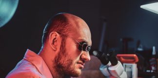 Óra karbantartás – Hogyan őrizheted meg kedvenc órádat az unokáidnak is? Óra karbantartás
