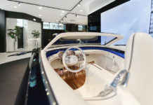 Tapintható luxus és egy Maybach 6 cabriolet az első hazai Mercedes-Benz luxury showroom megnyitóján Mercedes-Benz luxury showroom Maybach 6 cabriolet