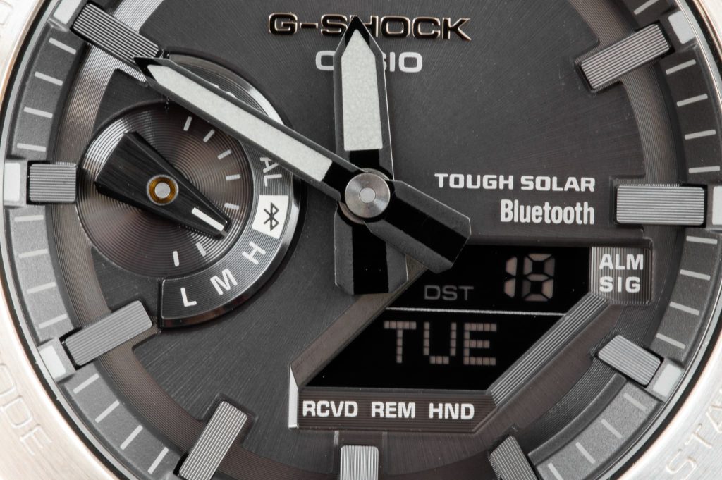 G-Shock GM-B2100, ha valami acélosra vágynál GM-B2100