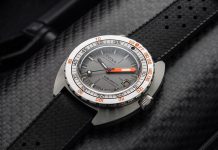 Doxa Sub 300 Ti5 Clive Cussler titánból