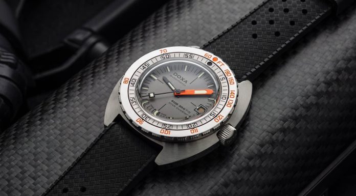 Doxa Sub 300 Ti5 Clive Cussler titánból