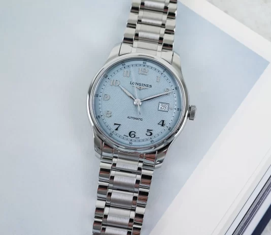 Világoskék számlappal bővül a Longines Master Collection