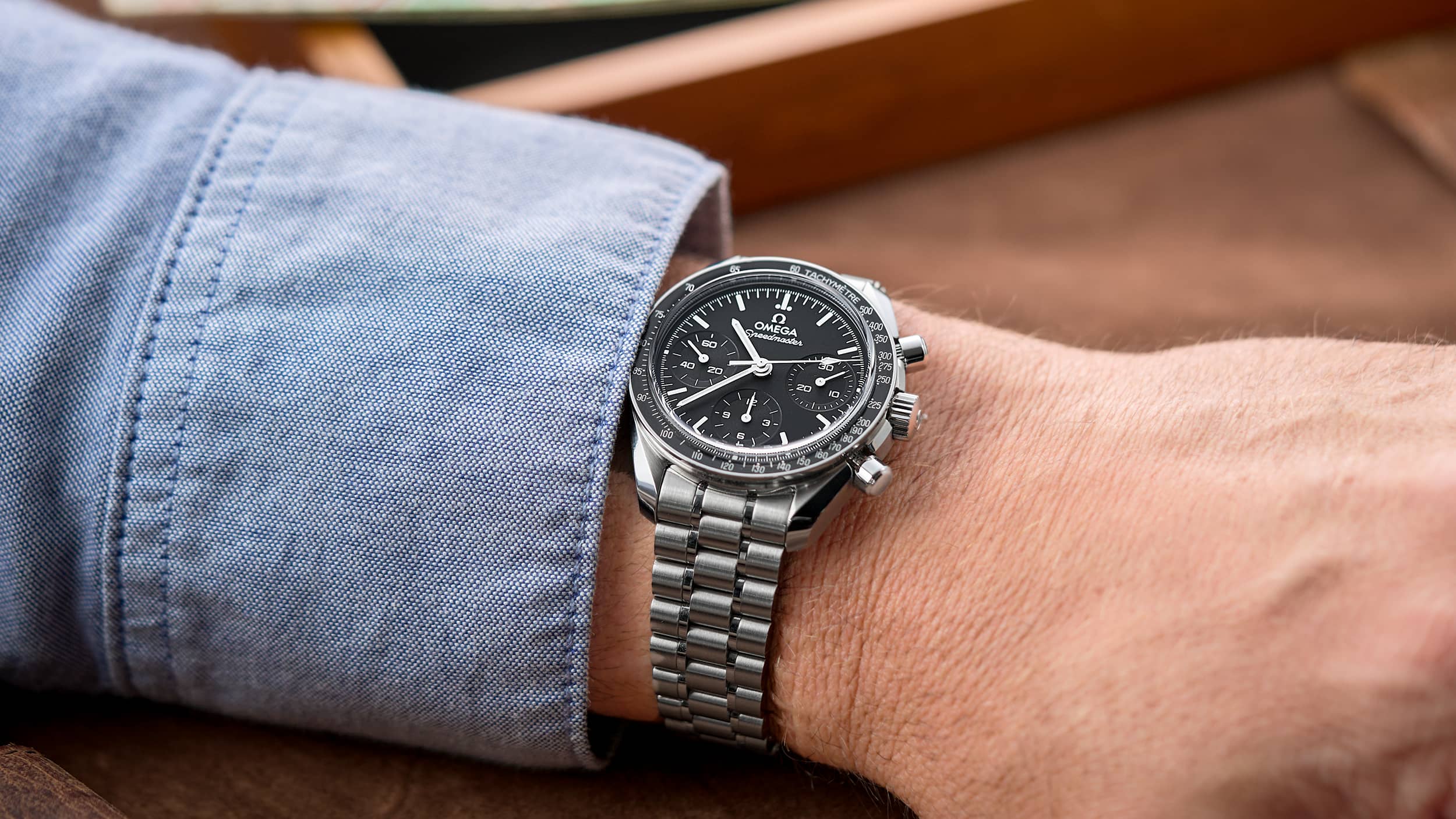 Megújult az Omega Speedmaster 38 kollekció Omega Speedmaster 38 fekete számlappal