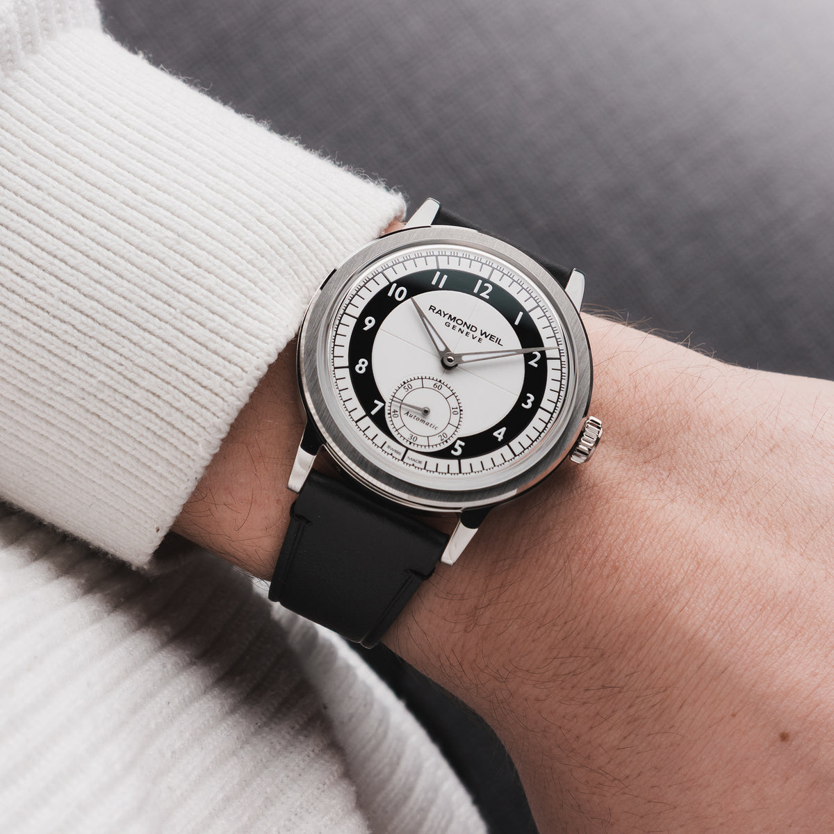 Raymond Weil Millesime Small Seconds Tuxedo 2930-STC-05642 csuklón
