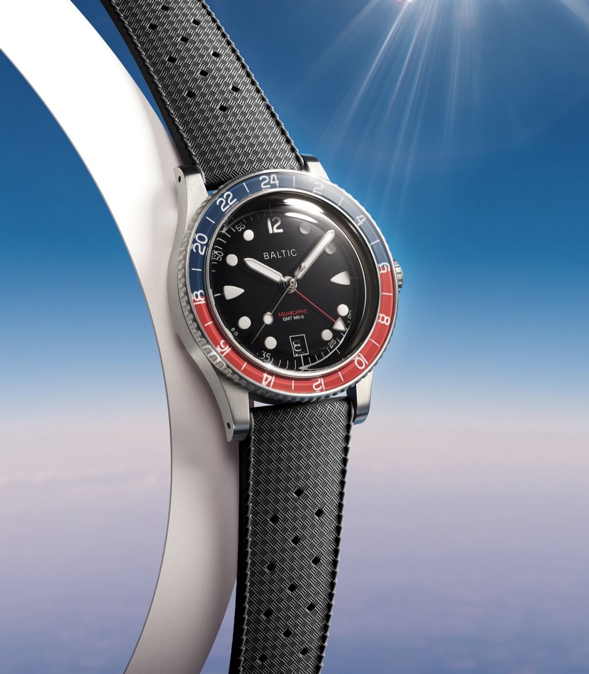 Baltic Continues Its Permanent Collection Refresh With New Aquascaphe GMT MK-II