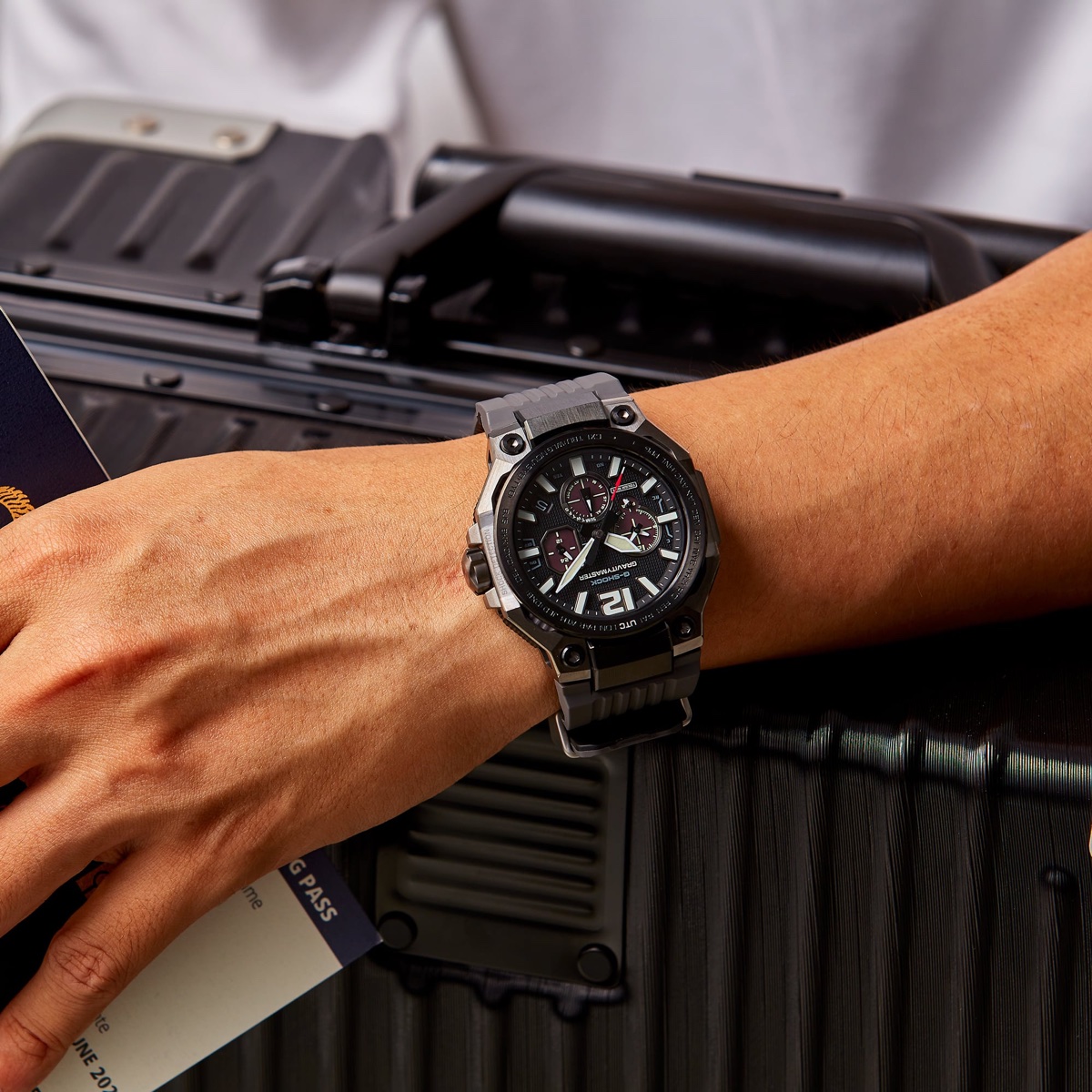 G-SHOCK GRAVITYMASTER GWR-B3000: új repülős modell TOUGH MVT.2 szerkezettel G-SHOCK GRAVITYMASTER全新GWR-B3000登場 超音速噴射機為靈感 打造新世代飛行腕錶