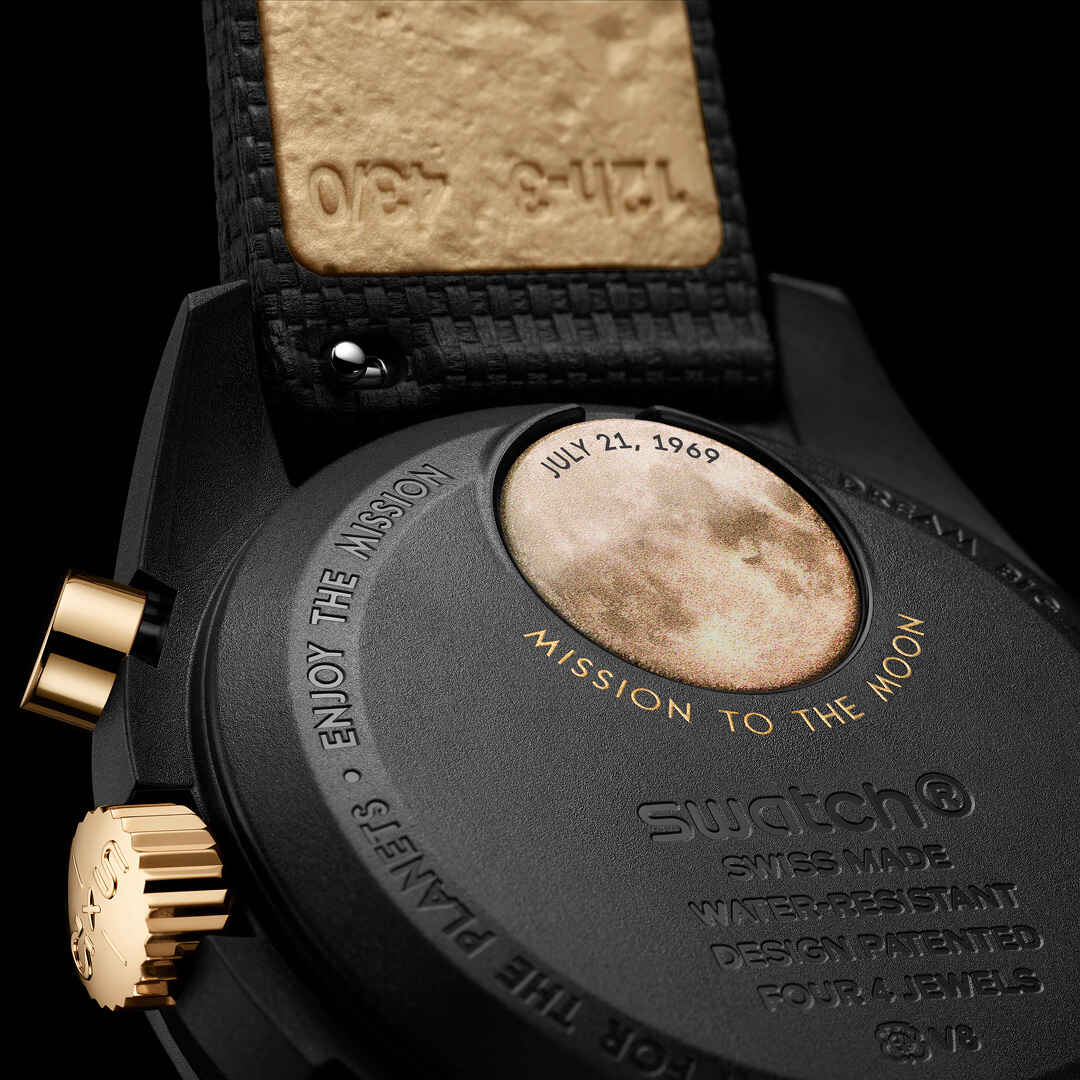 Omega x Swatch MISSION TO THE MOON 1969: aranyrészletekkel érkezett a limitált MoonSwatch Omega x Swatch MoonSwatch: How Long Will the Hype Last?