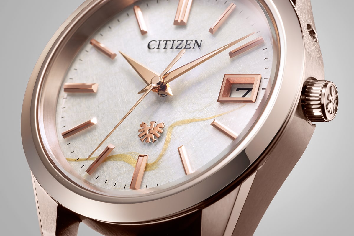 Papírból számlap, évi öt másodperces pontossággal: itt a két új The CITIZEN modell The CITIZEN Two New Eco-Drive Tosa Washi Paper Models with Annual Accuracy of ±5 Seconds