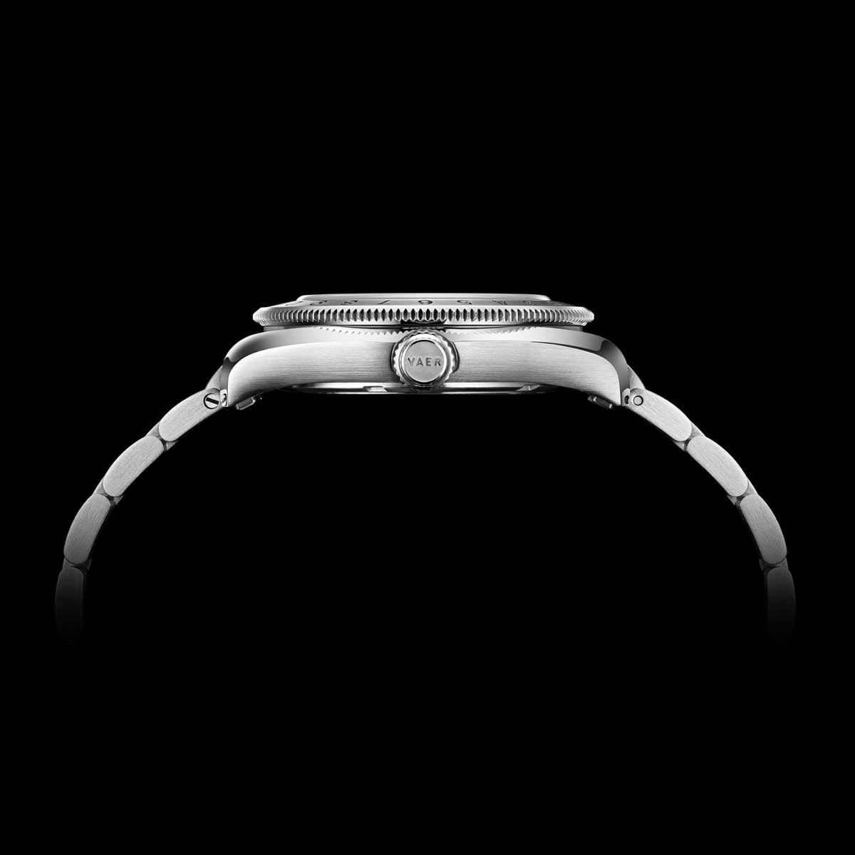 Vaer G2 Fairway GMT: golfpontszám a GMT-lünettán, 489 dollártól G2 Fairway GMT - 39mm USA Golf Watch