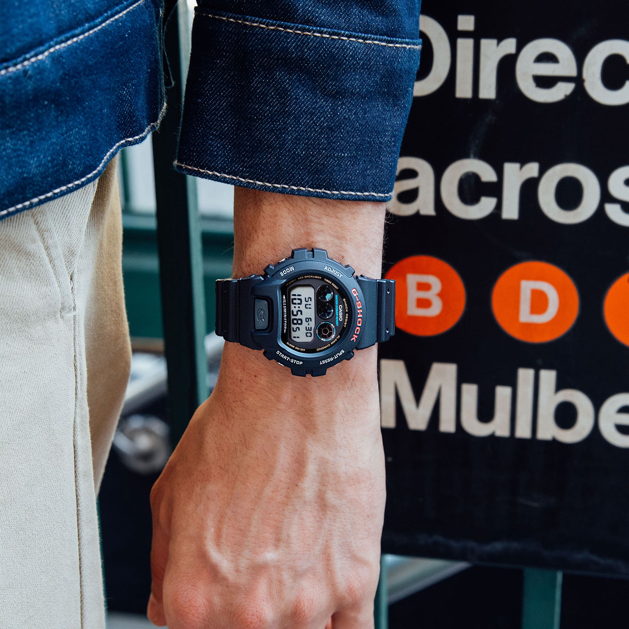 G-Shock DW-6900U-1 fekete digitális óra csuklón