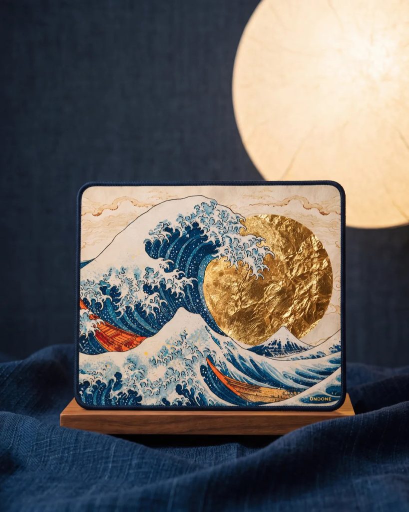 UNDONE Aquadeep The Great Wave - Visszatért és most aranyfüstre épül Hokuszai nagy hulláma A szálmentes órakendő a Nagy hullámmal