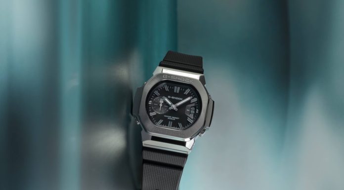 Az első G-SHOCK öröksége analóg számlapon: itt a GMC-2500 és a GAC-2500 Casio G-SHOCK GMC-2500D-1A2 analóg karóra termékfotója