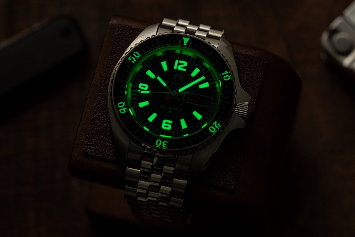 Sea Quartz 30 Heritage - Black Dial [38mm] Bundle