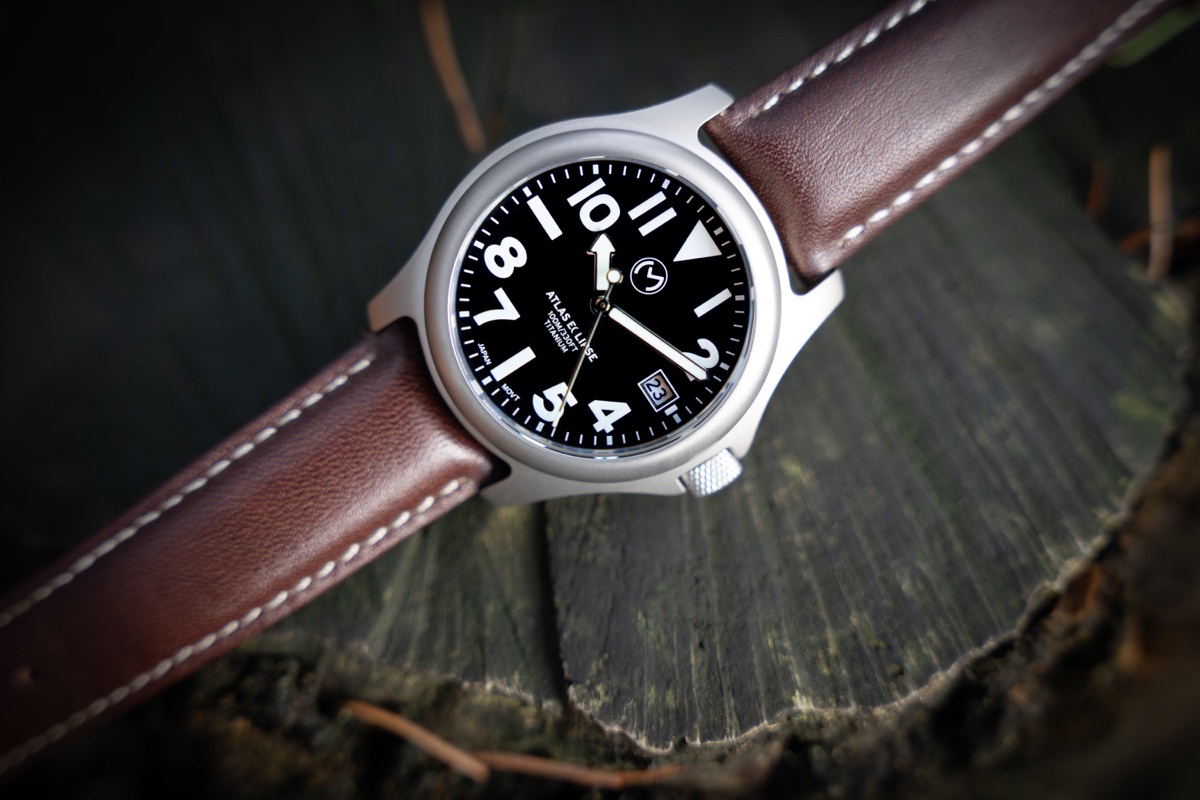 Atlas Eclipse Solar Black Dial [38mm]